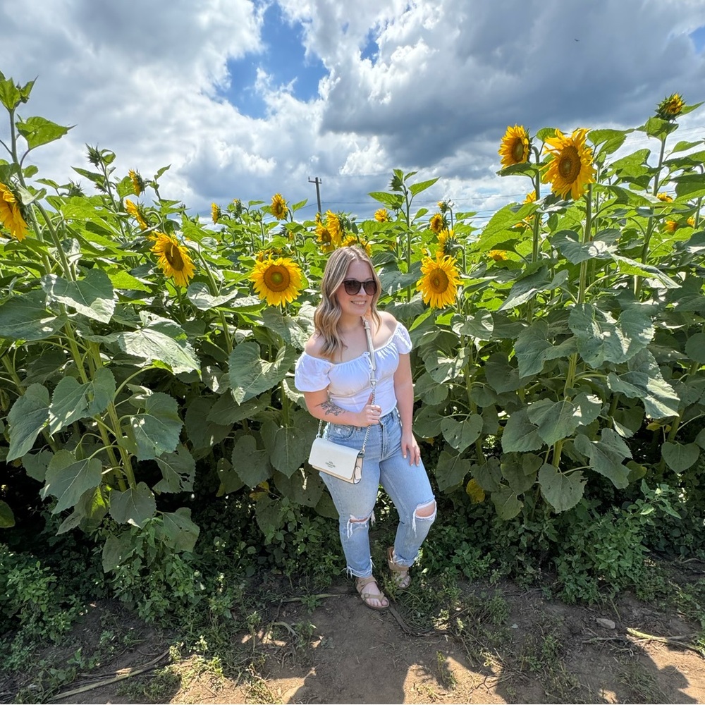 Meet your Posher, Taylor